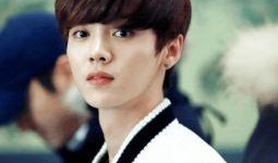 爆料鹿晗姐姐的新闻视频,揭秘背后惊人真相！